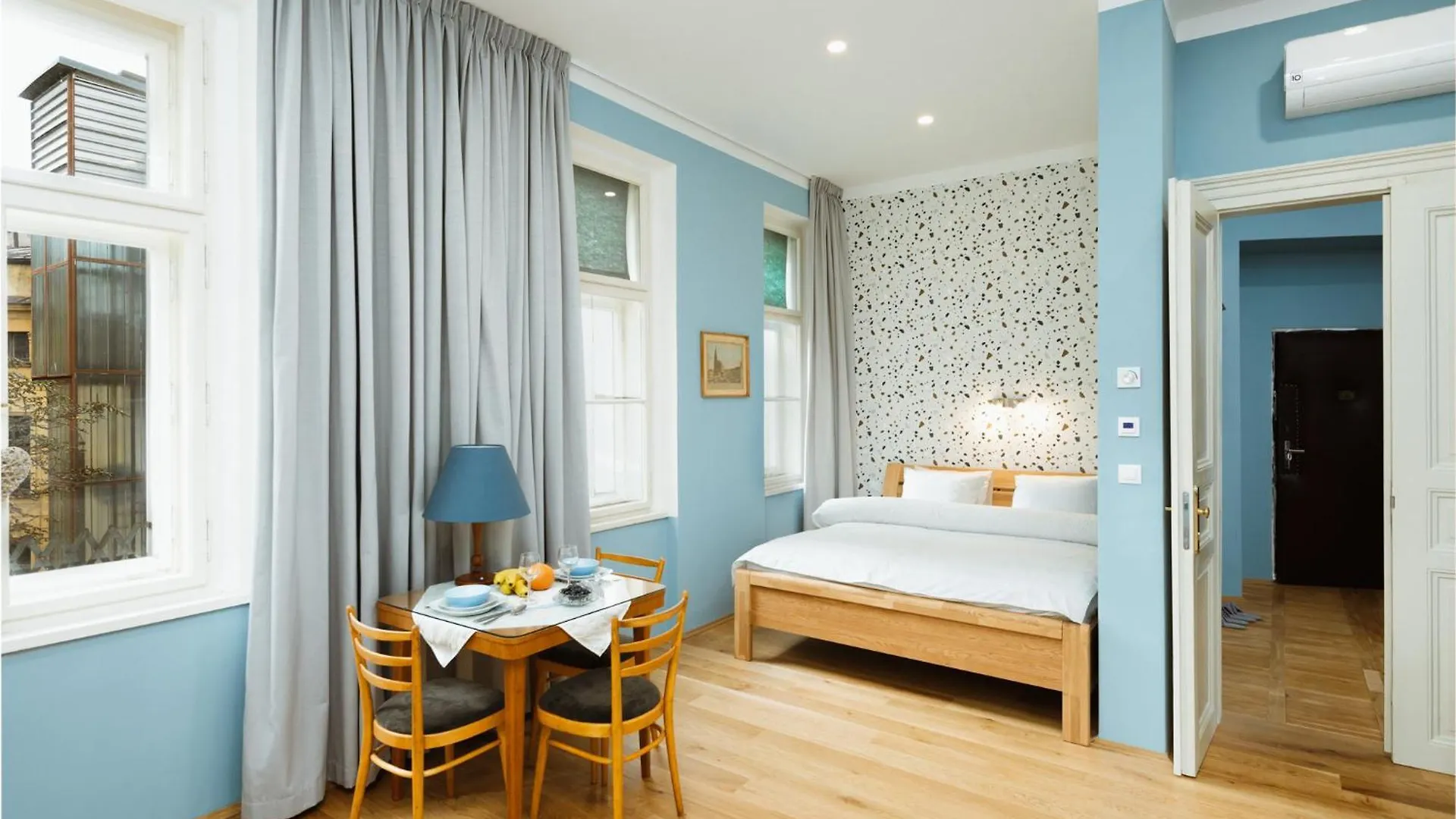 Dream Blue In City Centrewenceslas Sq In Walk Praag Appartement