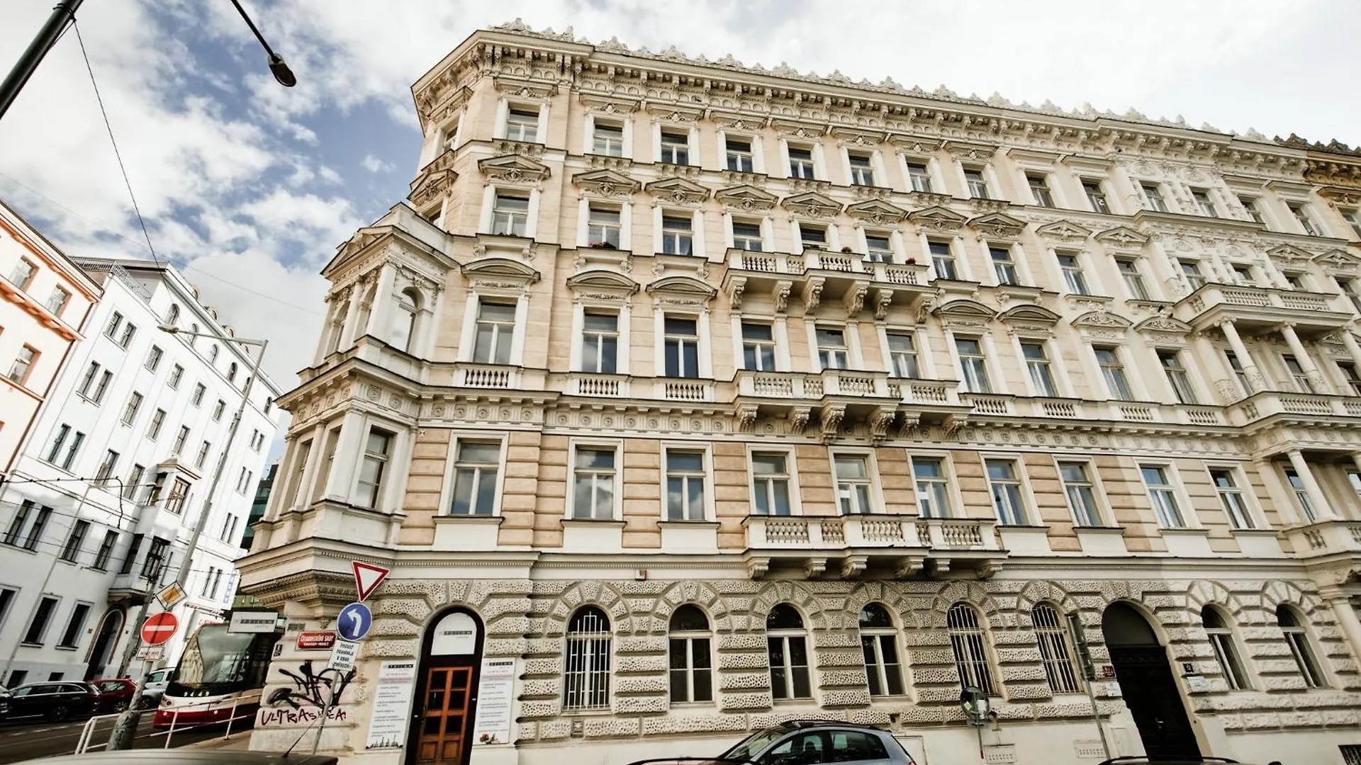 Dream Blue In City Centrewenceslas Sq In Walk Praag Appartement