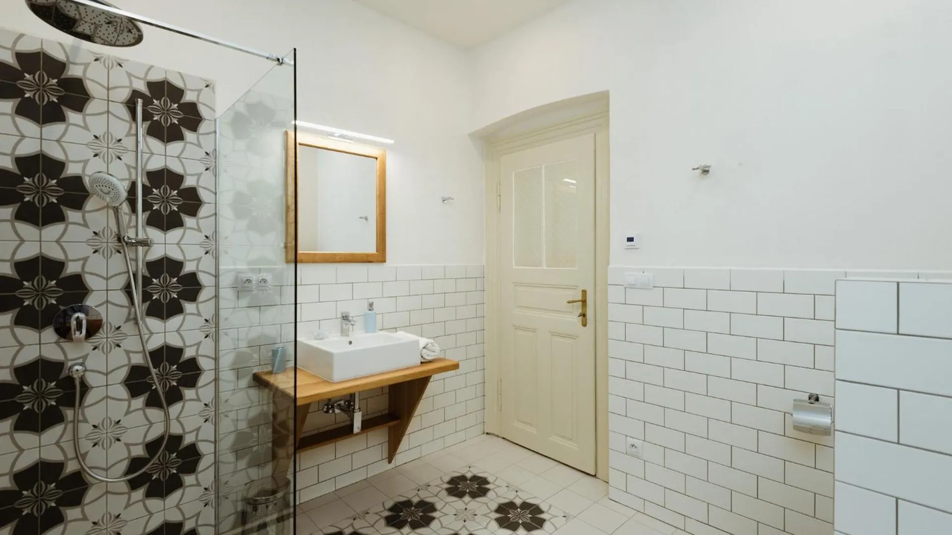 Appartement Dream Blue In City Centrewenceslas Sq In Walk Praag Tsjechië
